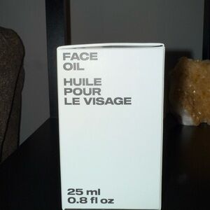 MUTHA Face Oil
